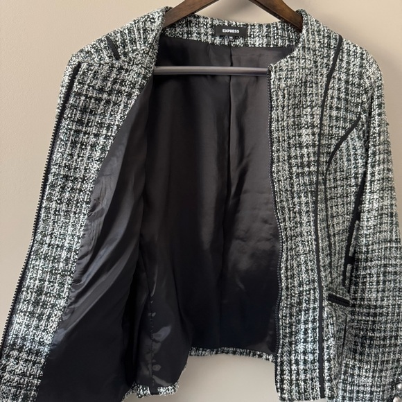 EXPRESS METALLIC PLAID TWEED JACKET WITH BRAIDED DETAIL SIZE MEDIUM - Picture 2 of 9